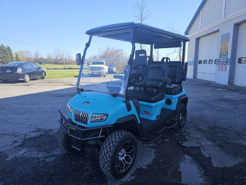 2024 Evolution Maverick 4