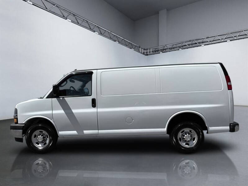 2019 Chevrolet Express 2500