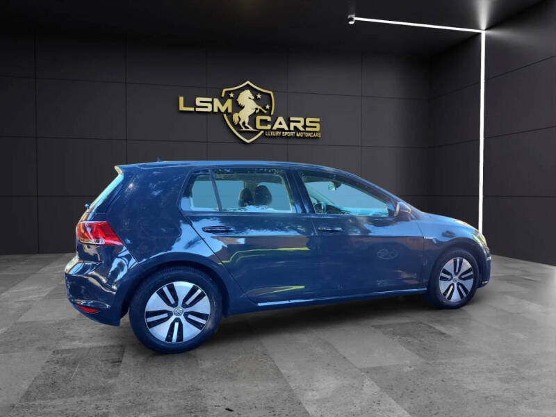 2016 Volkswagen e-Golf SE