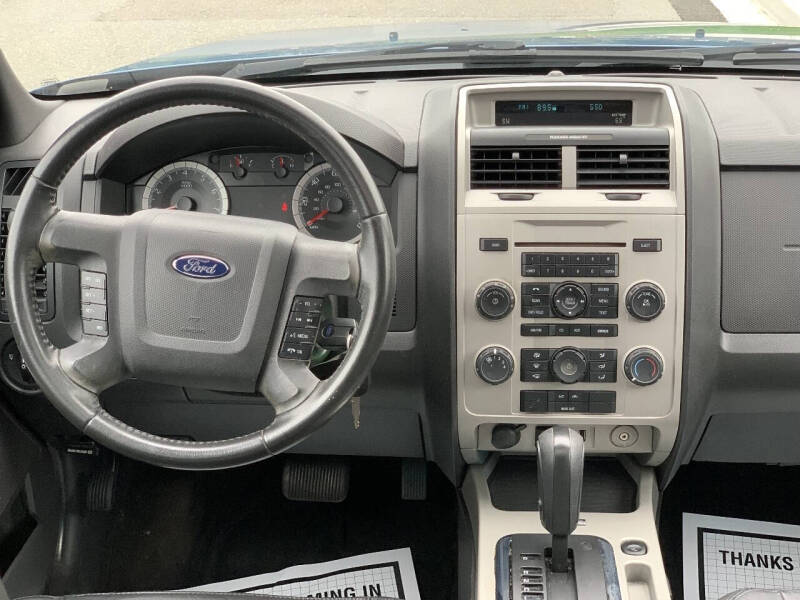 2009 Ford Escape XLT