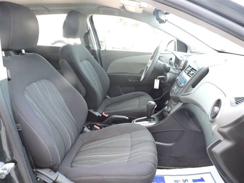 2013 Chevrolet Sonic LT Auto