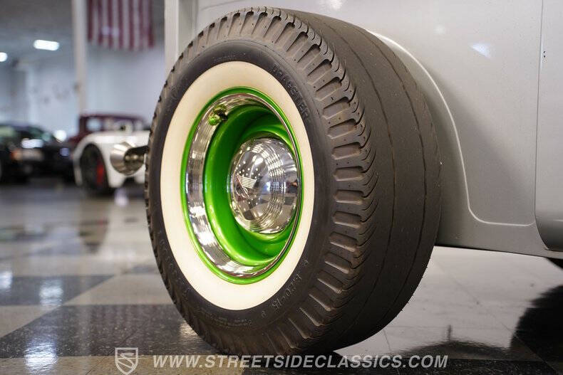1939 Ford F-100