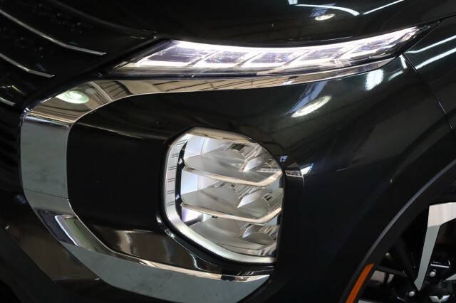 2022 Mitsubishi Outlander ES