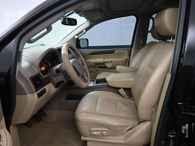 2013 Nissan Armada Platinum