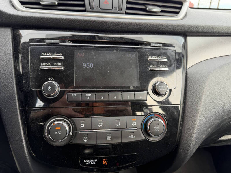 2015 Nissan Rogue S