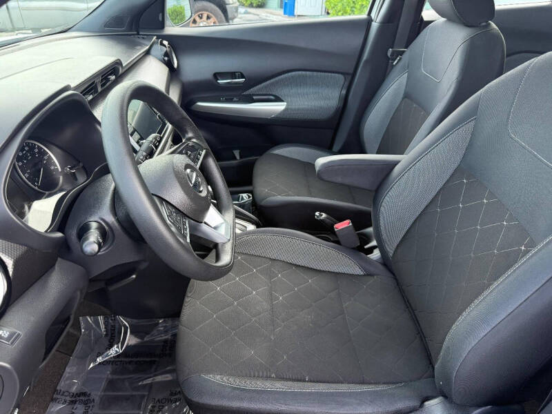 2018 Nissan Kicks SV