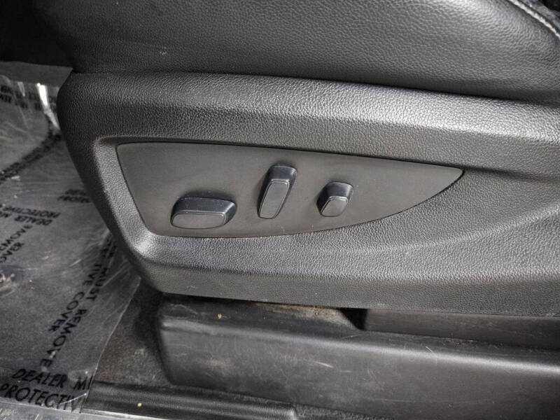 2020 GMC Yukon XL SLT