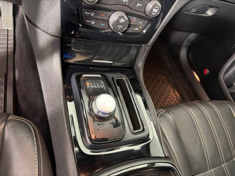 2018 Chrysler 300 S