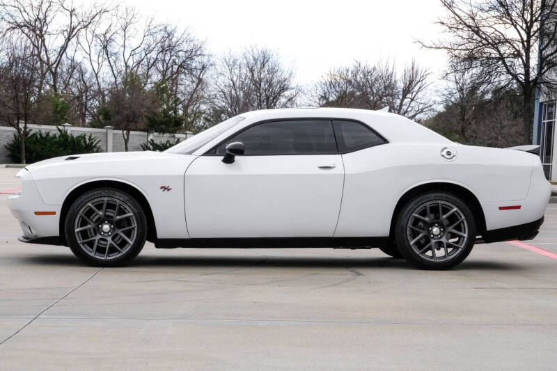2016 Dodge Challenger