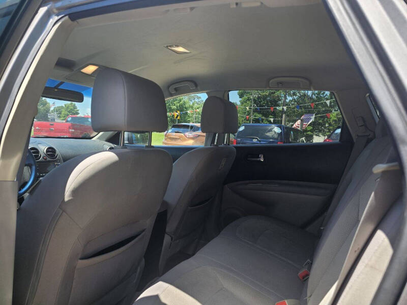 2015 Nissan Rogue Select S - Photo 11