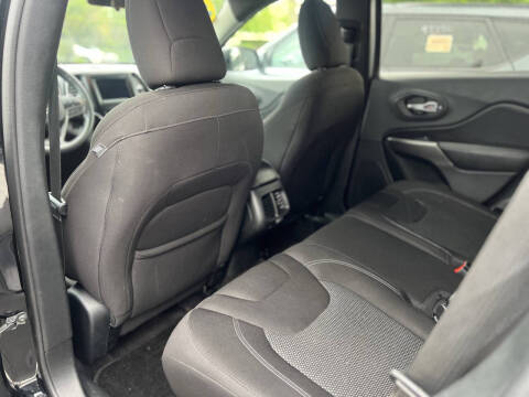 2019 Jeep Cherokee Latitude