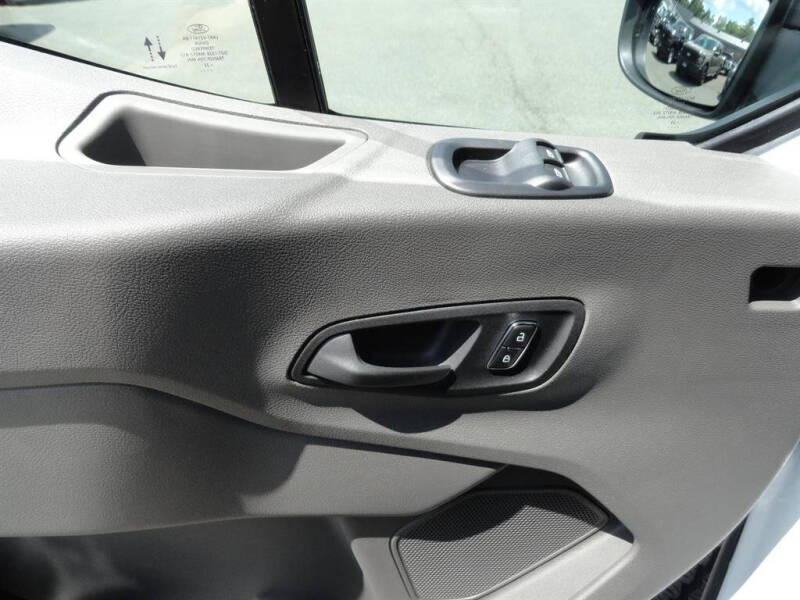 2025 Ford Transit 250