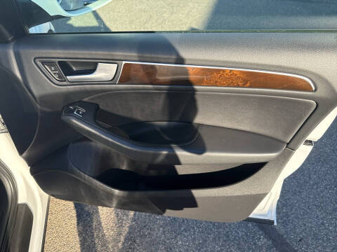 2015 Audi Q5 2.0T quattro Premium