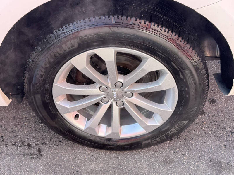 2017 Audi Q5 2.0T quattro Premium