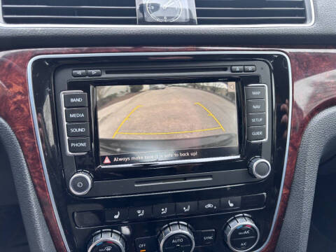 2013 Volkswagen Passat TDI SEL Premium