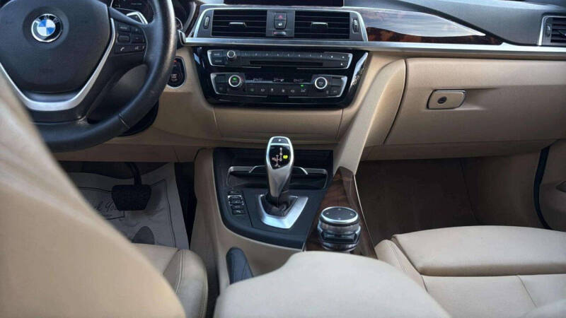 2016 BMW 3 Series 328i