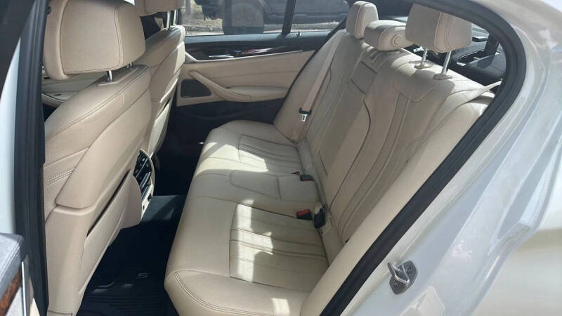 2017 BMW 5 Series 540i