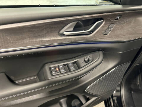 2025 Jeep Grand Cherokee Overland