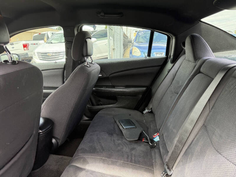 2012 Chrysler 200 LX