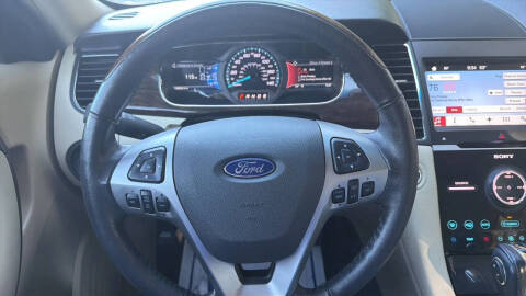 2017 Ford Taurus Limited