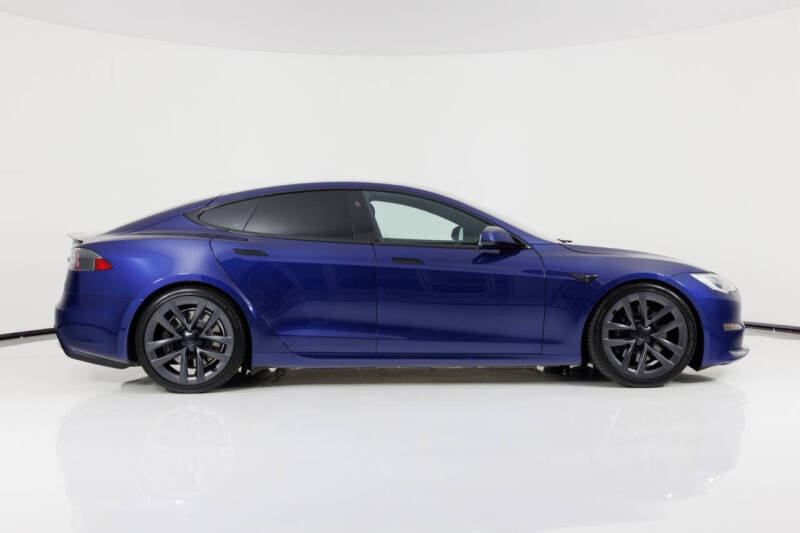 2022 Tesla Model S Plaid