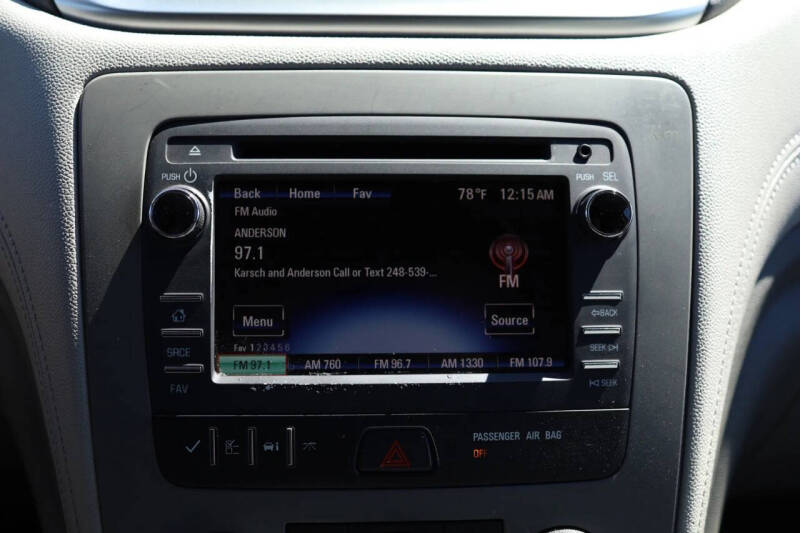 2017 Chevrolet Traverse LS