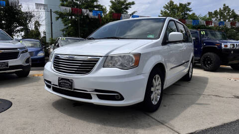 2014 Chrysler Town and Country Touring