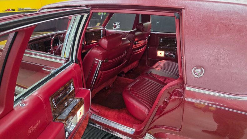1990 Cadillac Brougham