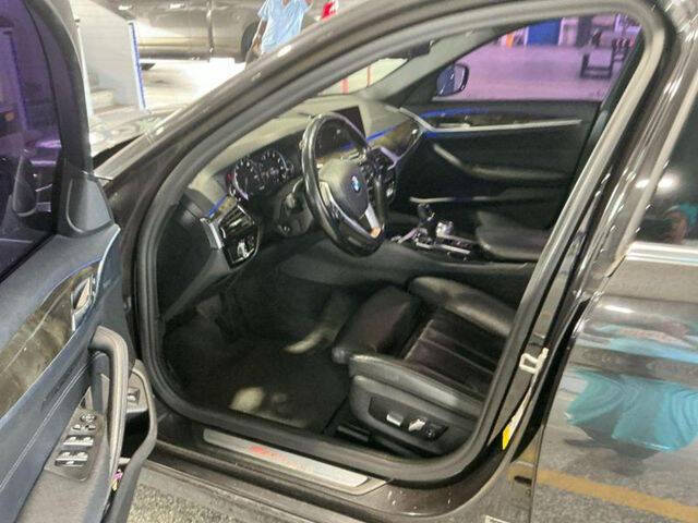 2019 BMW 5 Series 540i