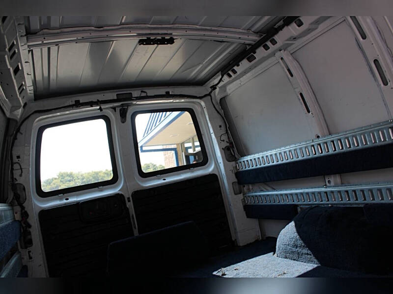 2018 Chevrolet Express 2500