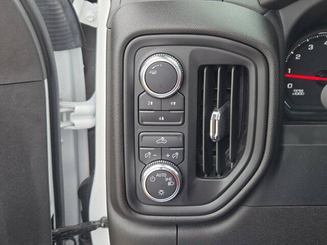 2022 GMC Sierra 2500HD Pro