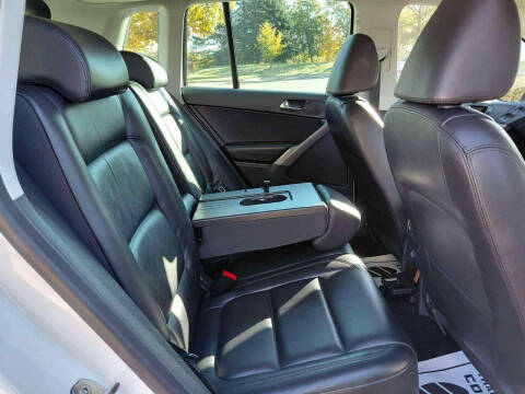 2009 Volkswagen Tiguan SEL 4Motion