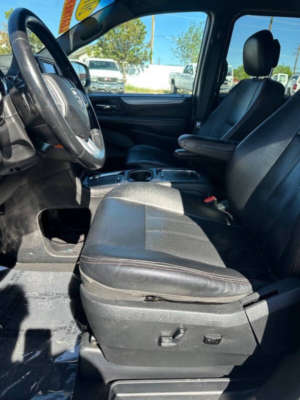 2015 Dodge Grand Caravan R/T
