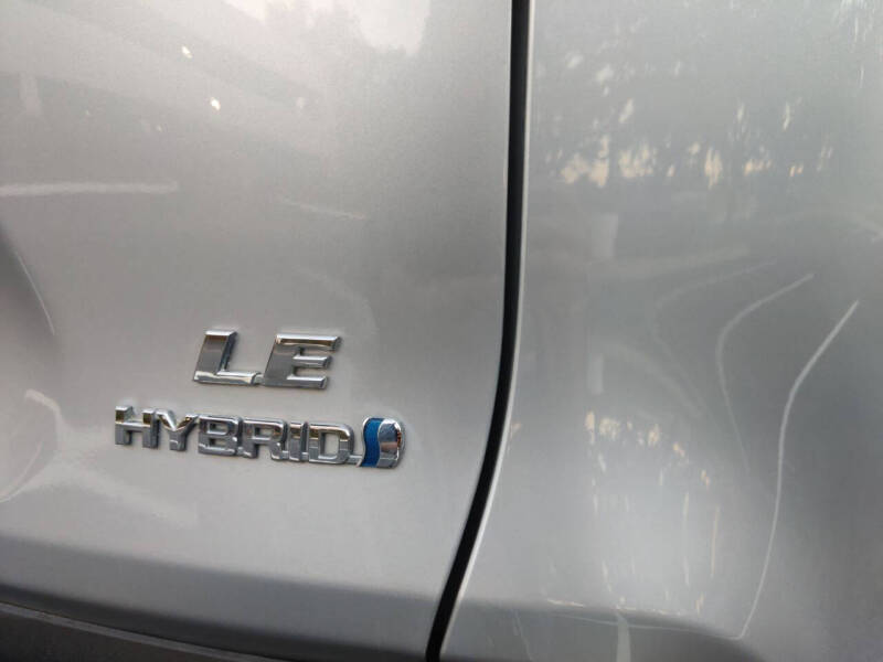 2023 Toyota RAV4 Hybrid LE