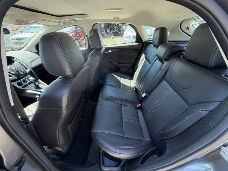 2014 Ford Focus SE
