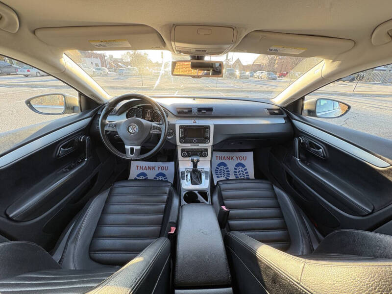 2011 Volkswagen CC Lux Plus