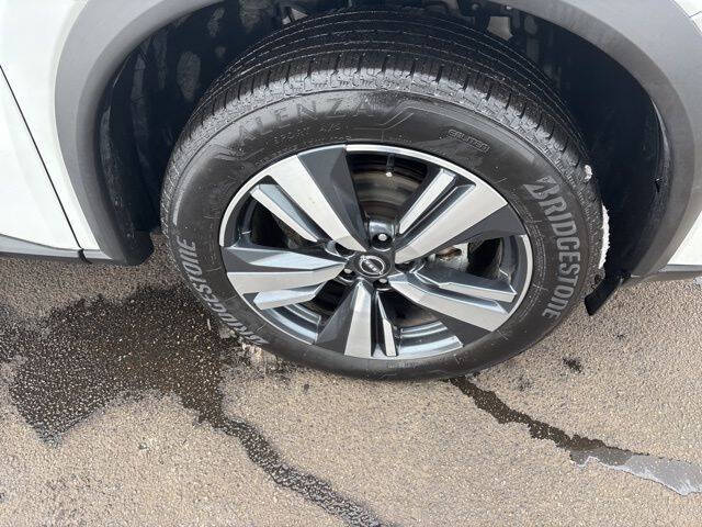 2024 Nissan Rogue SL