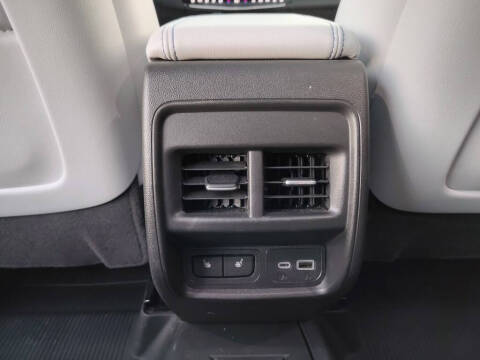 2025 Cadillac XT4 Sport