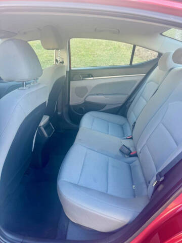 2018 Hyundai Elantra