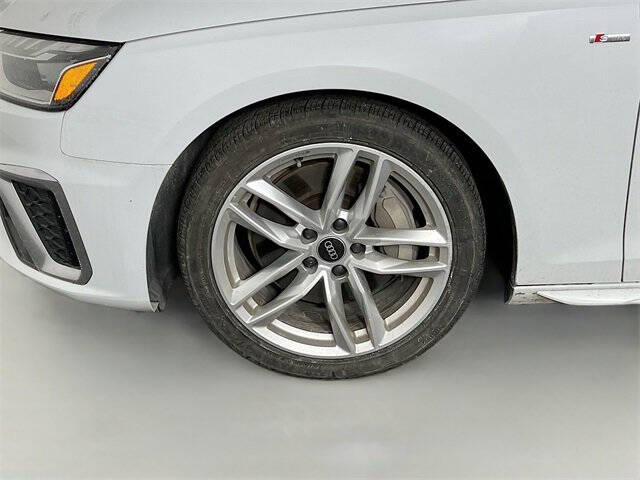 2022 Audi A4 quattro S line Prem Plus 45 TFSI