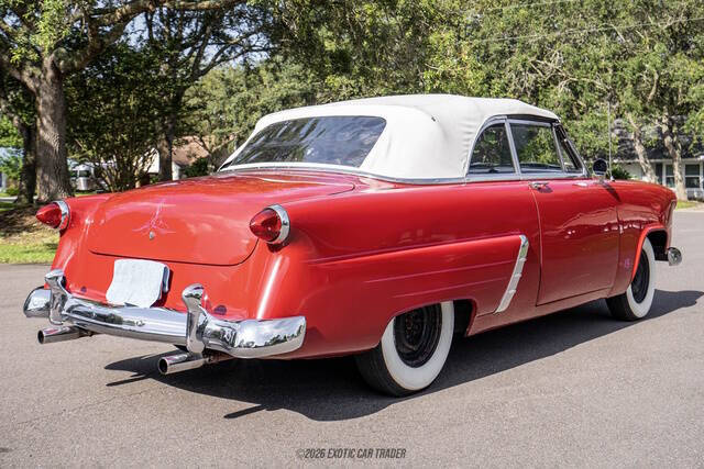1952 Ford Crestline