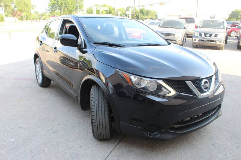 2017 Nissan Rogue Sport S