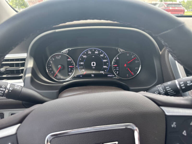 2023 GMC Acadia SLT