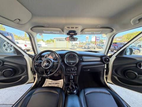 2018 MINI Hardtop 4 Door Cooper