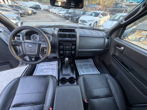 2011 Ford Escape Limited