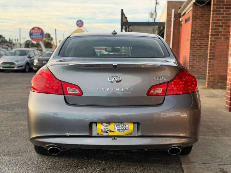 2010 Infiniti G37 Sedan x Anniversary Edition