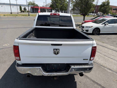 2014 RAM 1500 SLT