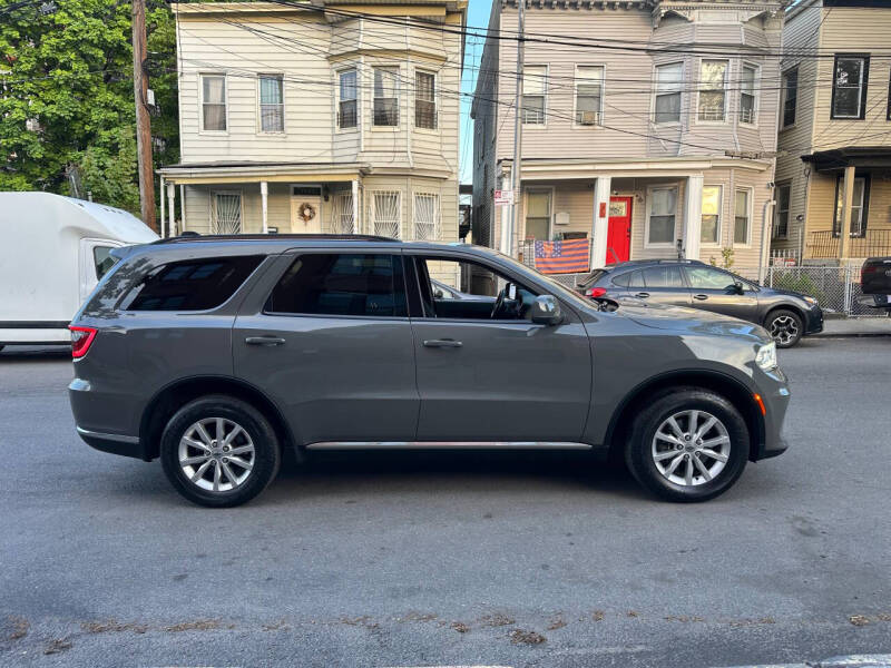 2022 Dodge Durango SXT