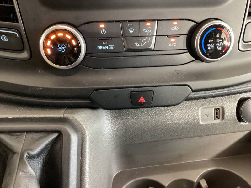 2025 Ford Transit