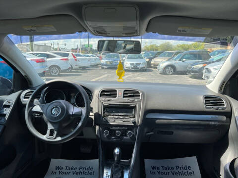 2012 Volkswagen Golf 2.5L PZEV